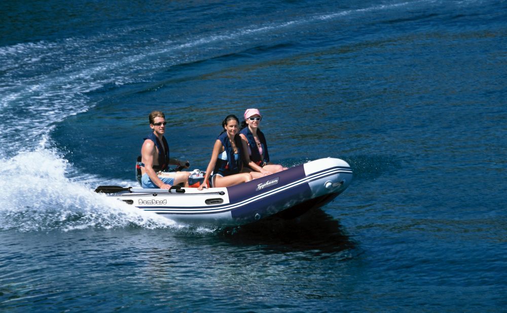 Typhoon by Zodiac Bateau gonflable au sol 310/3 m : : Sports et  Plein air