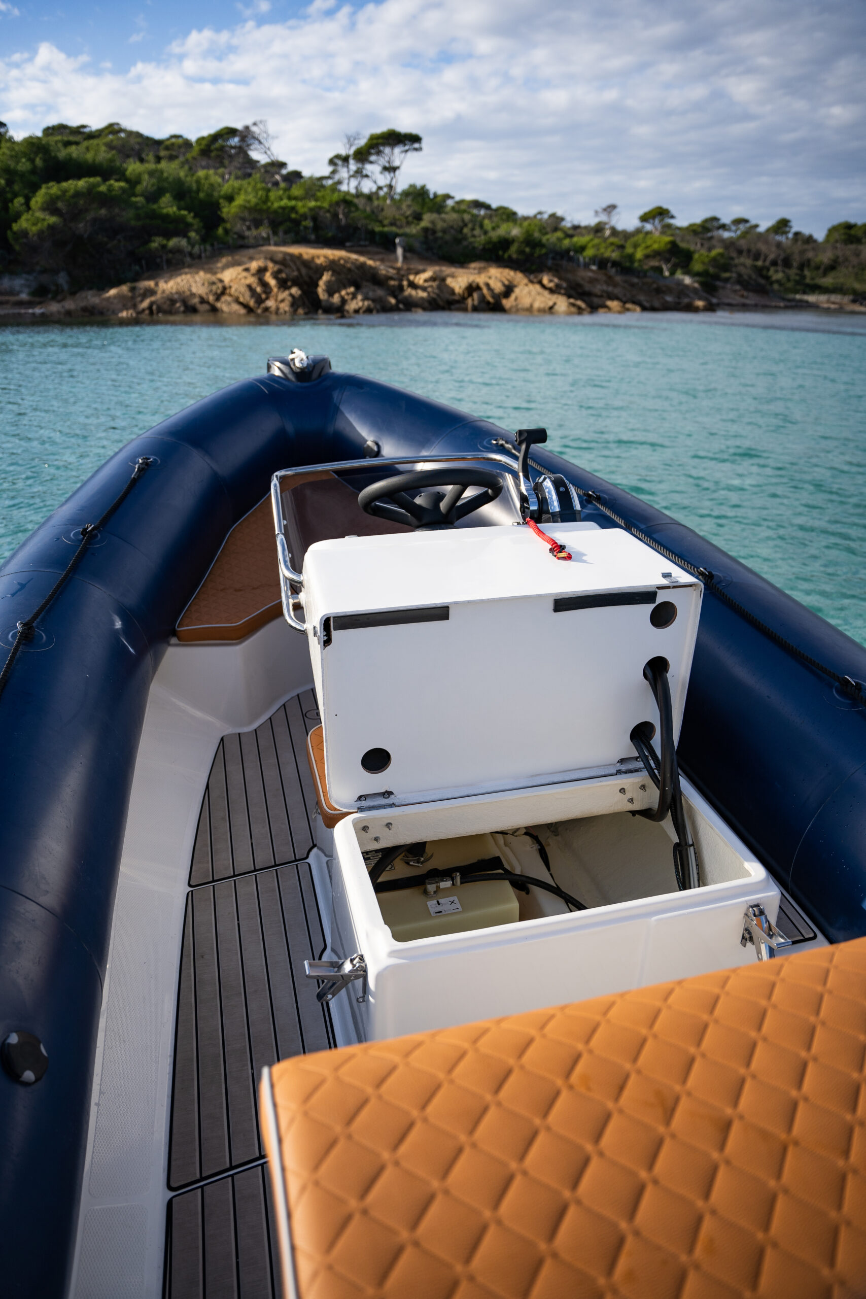 Sunrider 650 Blue Story cockpit